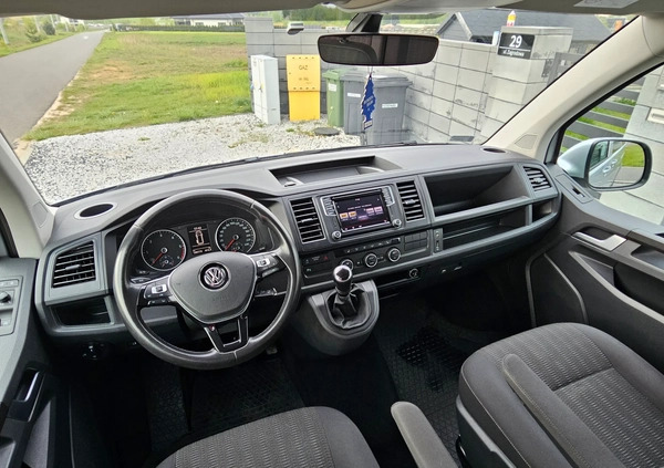 Volkswagen Caravelle cena 132717 przebieg: 180000, rok produkcji 2015 z Tarczyn małe 211